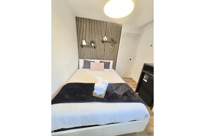 Private Rooms Easy Access to Airport & City Center — Foto 7