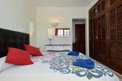 Private Villa with pool Faro Park — 写真 9