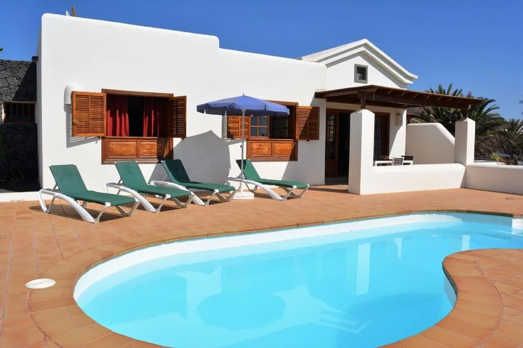 2ベッドルームヴィラ — Private Villa with pool Faro Park
