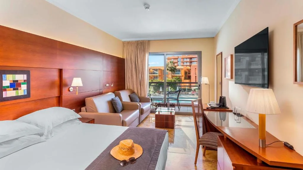 Habitación Familiar — Protur Roquetas Hotel & Spa