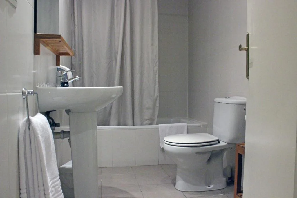 Quarto Individual — Puerta De España