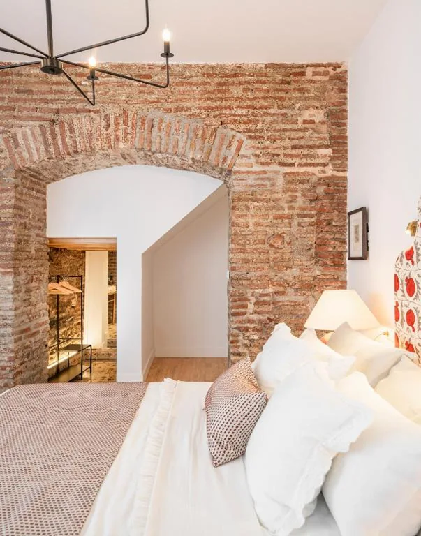 Habitación Doble Deluxe con ducha — PUERTA de la AXARQUIA HOTEL BOUTIQUE