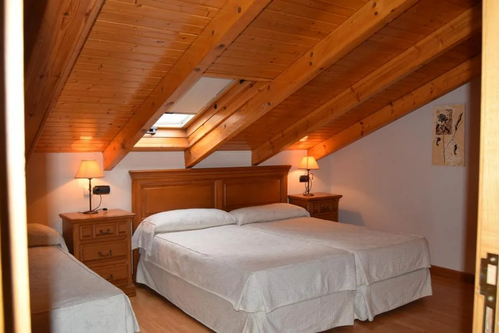 Dreibettzimmer — Puerta del Sol