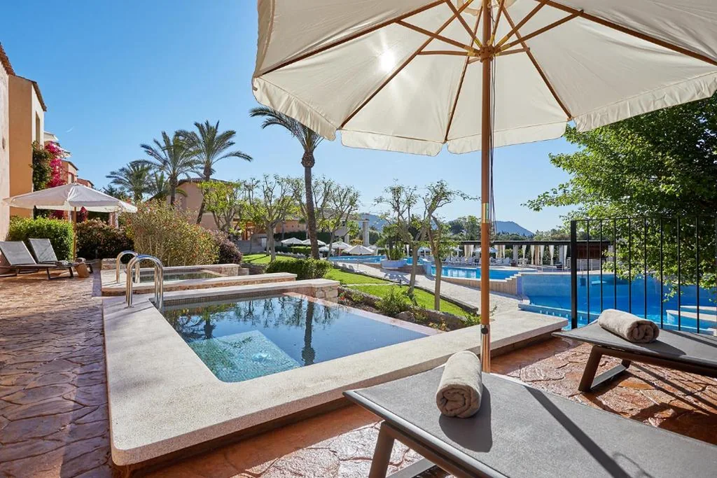 Gran Suite con piscina privata — Pula Suites Boutique Resort