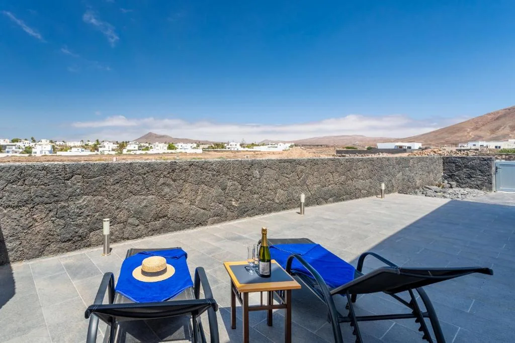 Casa de 2 dormitorios — Pure Relax Vacation Home - Large terrace and Solarium By Lanzarote Vacation Homes