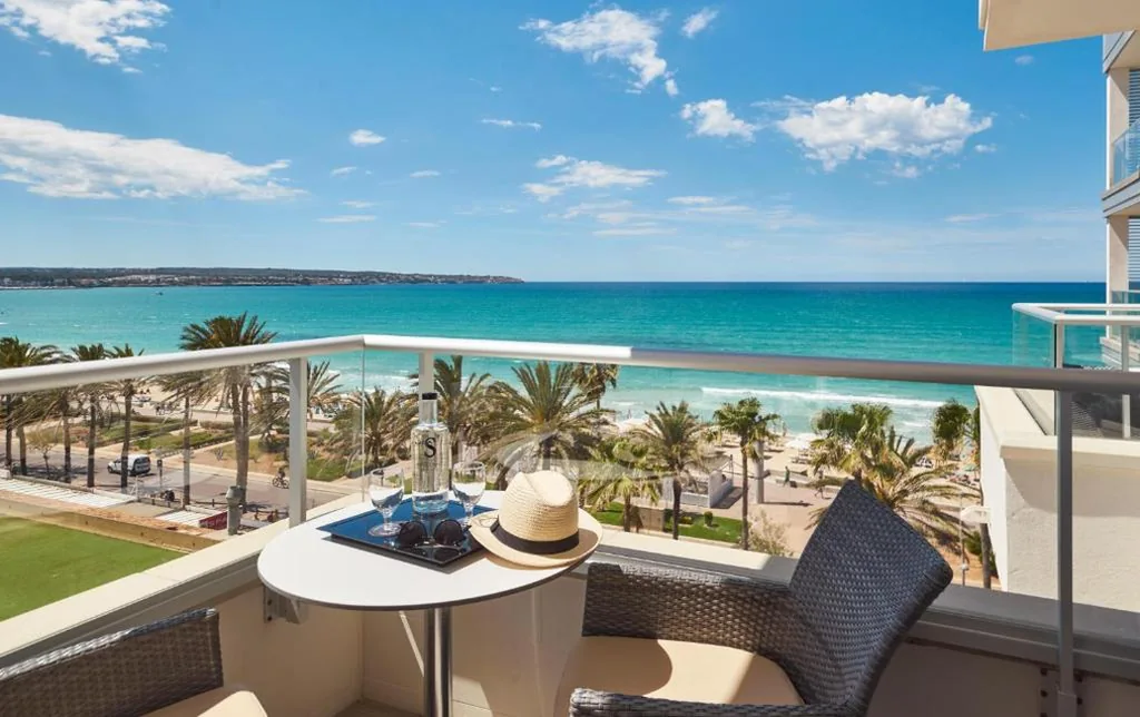 Premiumkamer met gedeeltelijk uitzicht op zee — Pure Salt Garonda - Adults Only