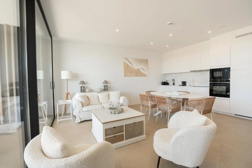 Apartamento de 2 dormitorios con terraza — Pure Sea Apartments Villajoyosa