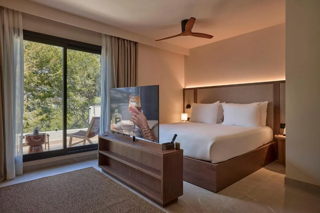 Mandala Deluxe Double Room — Purobeach Resort Santa Ponsa