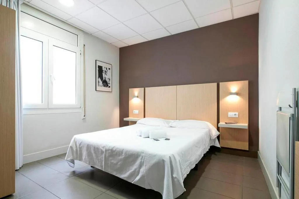 Double Room — Putxet by gaiarooms
