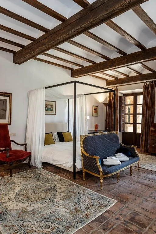 Habitación Doble con baño privado — Queens hotel Toledo