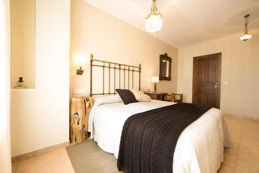 Chambre triple IV — Quintanares