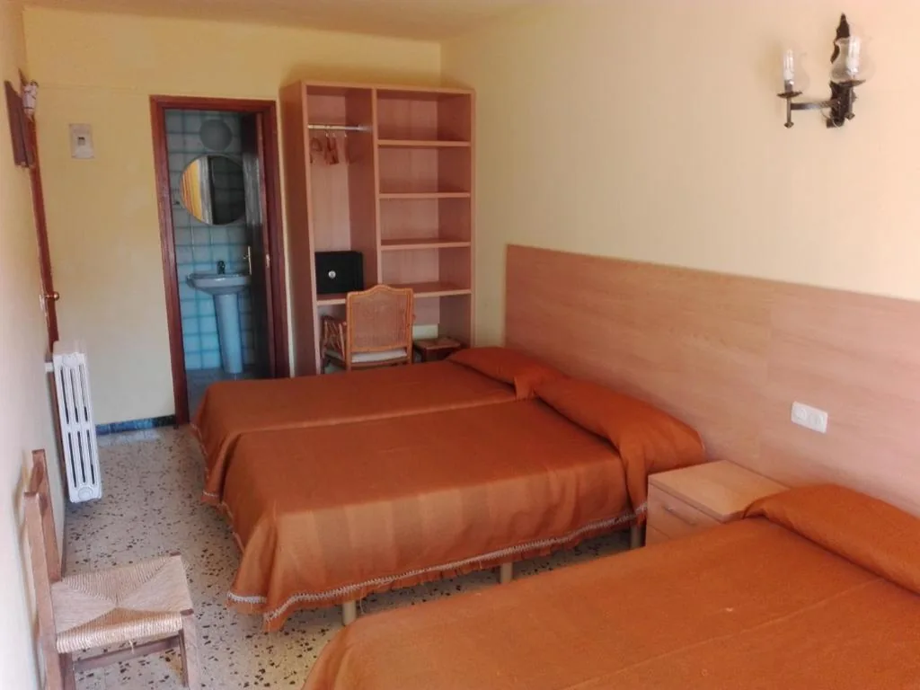 Camera tripla economica — Raco d'en Pepe