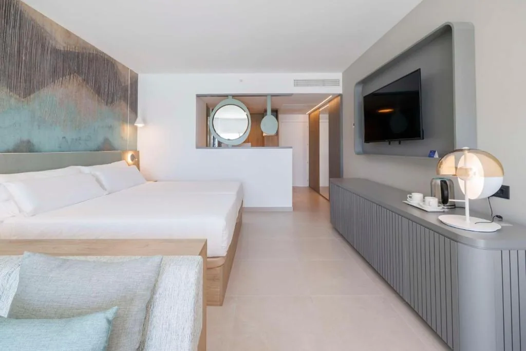 ジュニアスイート — Radisson Blu Resort, Lanzarote Adults Only