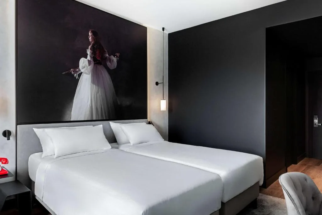 Habitación Superior — Radisson RED Madrid