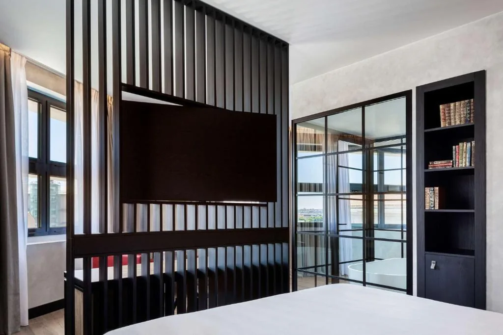 Suite — Radisson RED Madrid