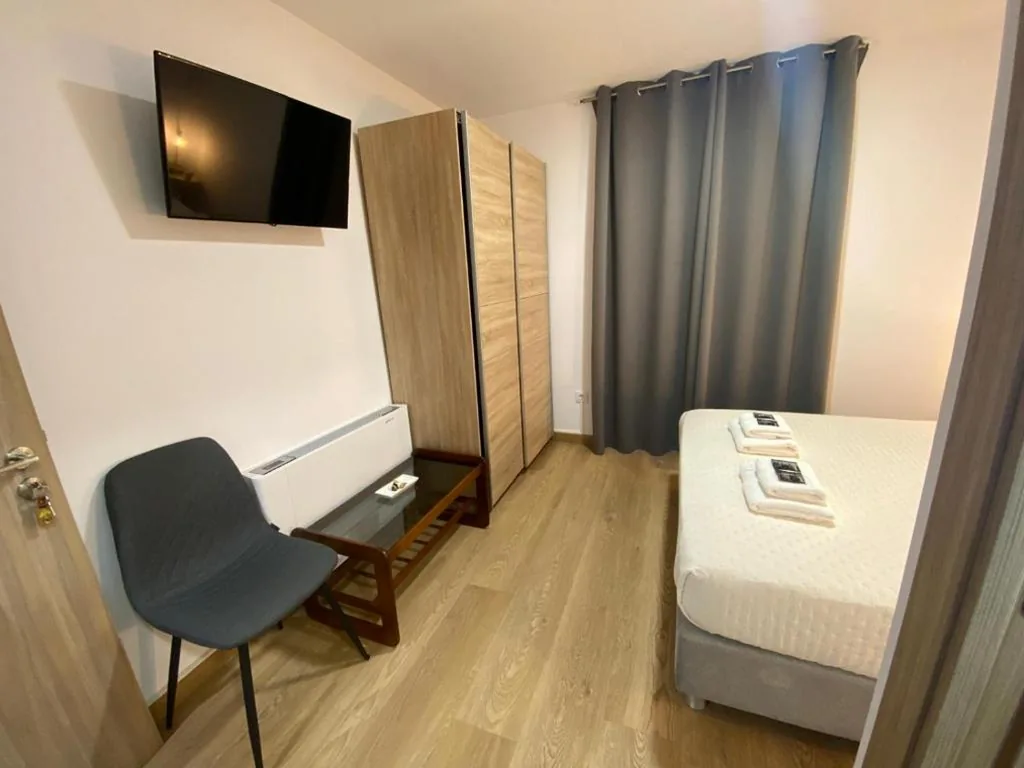 Doppelzimmer — Raianos