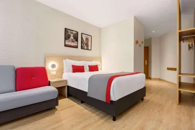 Ramada by Wyndham Madrid Tres Cantos — Foto 2