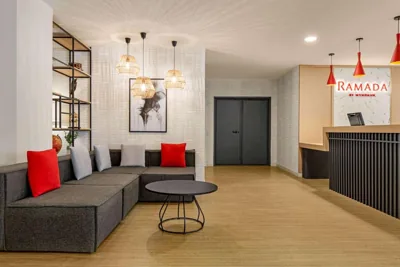 Ramada by Wyndham Madrid Tres Cantos — Foto 10