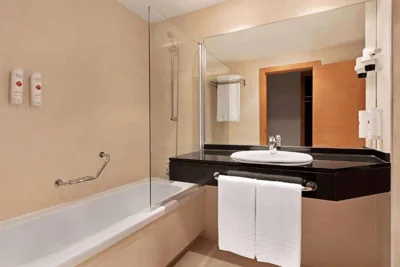 Ramada by Wyndham Valencia Almussafes — foto 2
