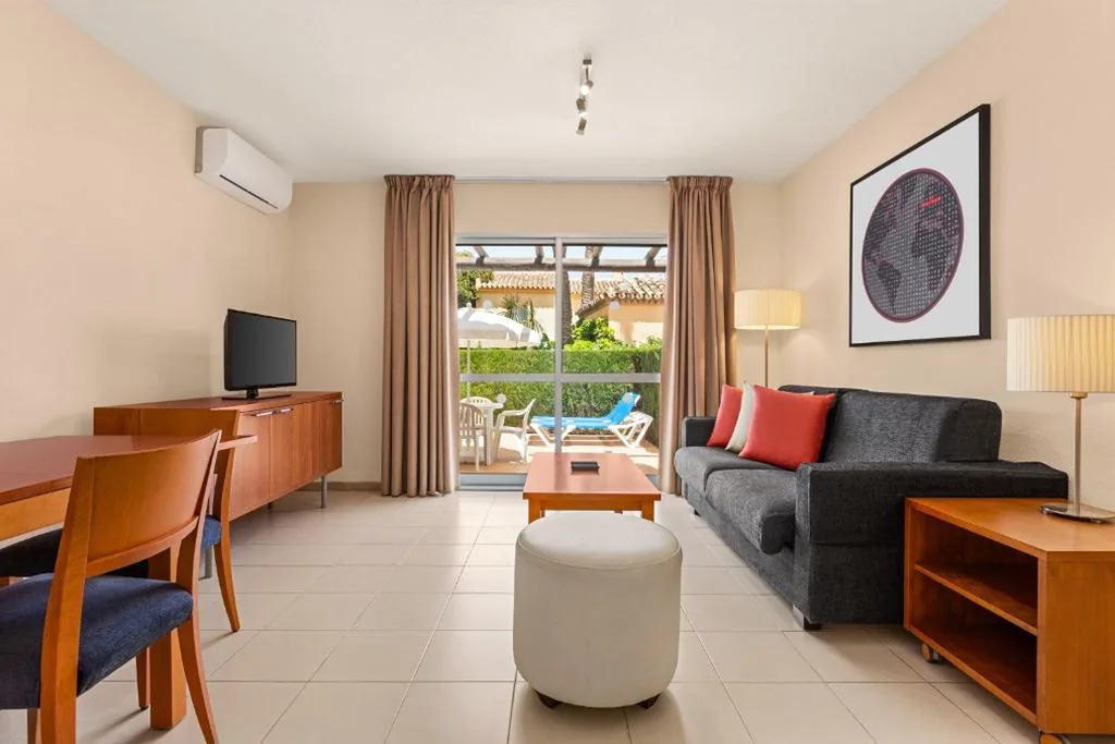 Apartamento Clásico de 2 dormitorios — Ramada Hotel & Suites by Wyndham Costa del Sol