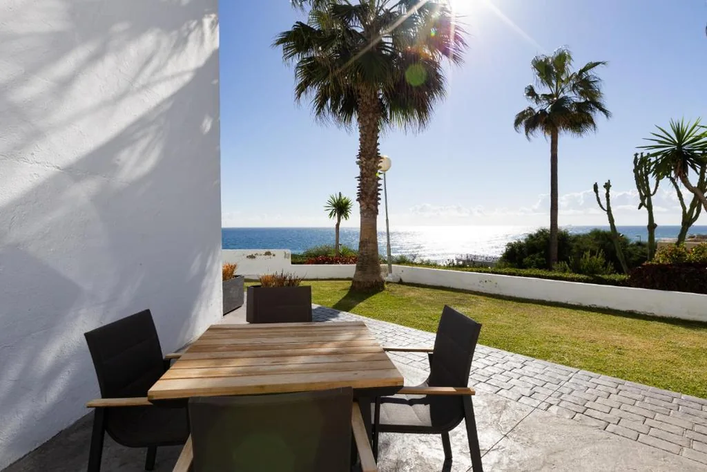Suite Principal Clásica de 2 dormitorios con vistas al mar — Ramada Hotel & Suites by Wyndham Costa del Sol