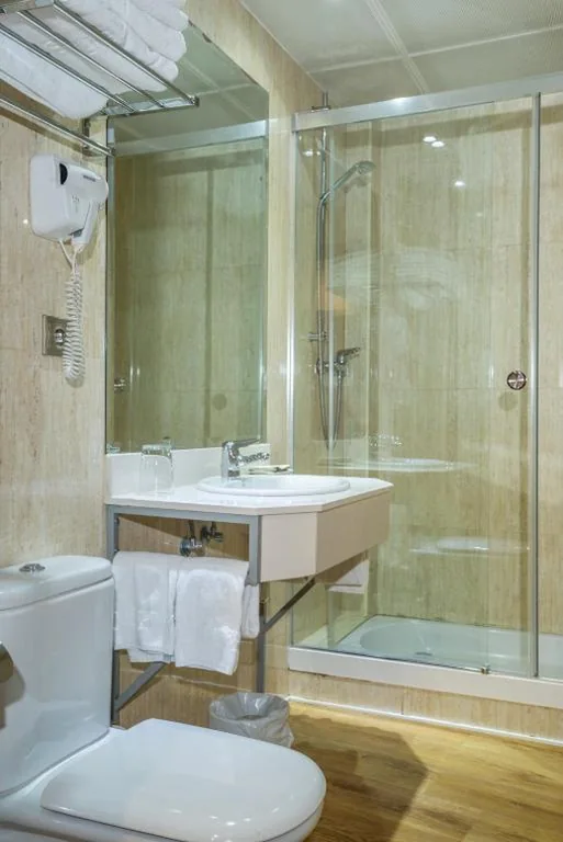 Habitación Doble - 1 o 2 camas — Ramon Berenguer IV