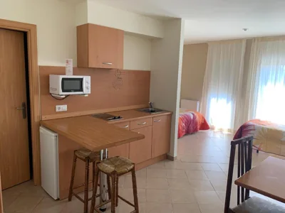 RAQUEL'S - Habitacions i Apartaments turístics - — foto 8