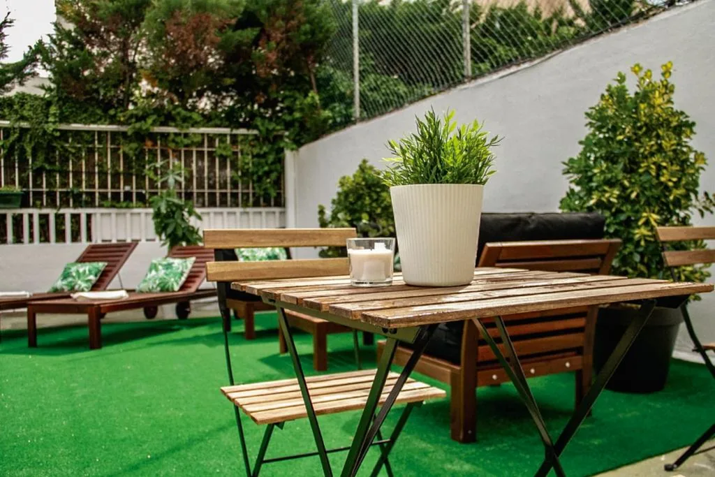Triple Room with Private Bathroom — Real Beds Madrid