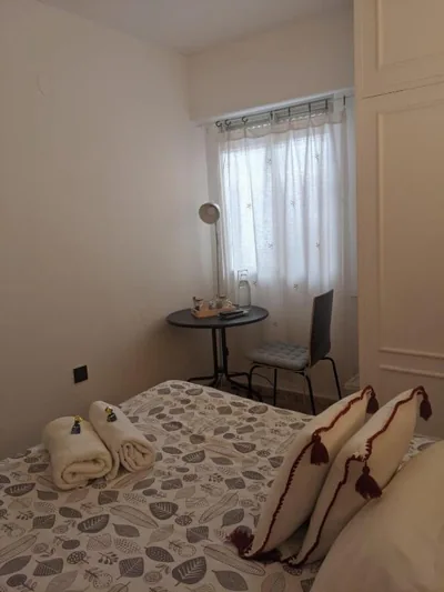 RECOGIDAS CENTRO LINDA HABITACION CON balcón — foto 7