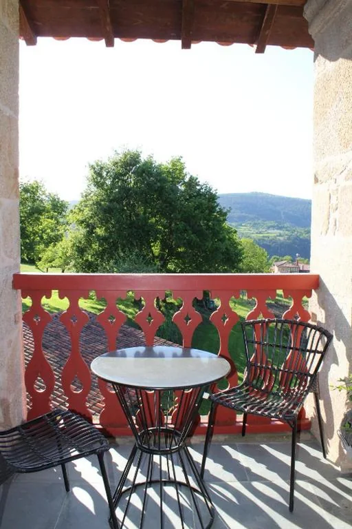 Superior-Doppelzimmer mit Balkon — Rectoral de Anllo