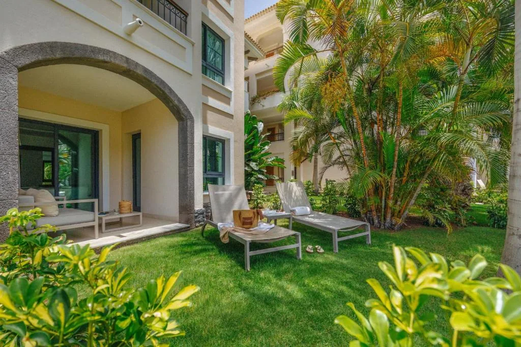 Red Level Junior Suite Private Garden — RedLevel at Gran Meliá Palacio de Isora - Adults Only