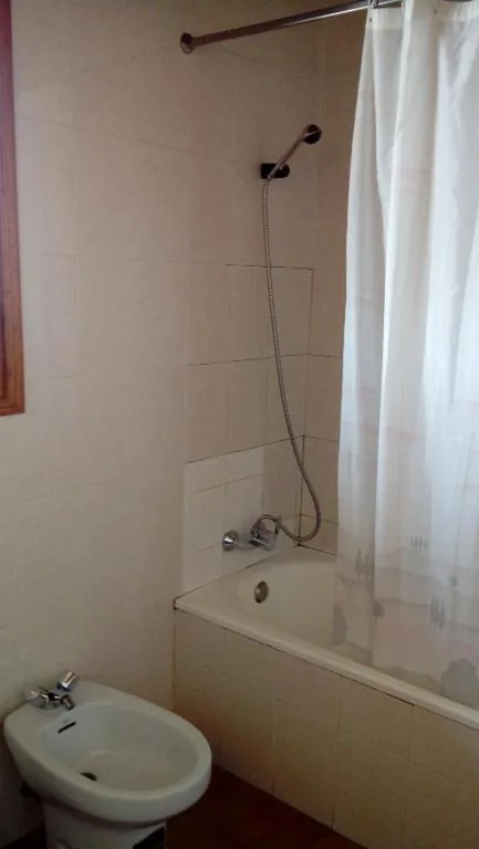 Habitación Doble con baño compartido — Refugi Cap del Rec