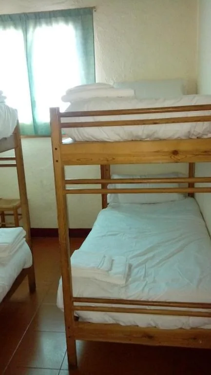 Habitación Familiar con baño compartido (4 adultos) — Refugi Cap del Rec