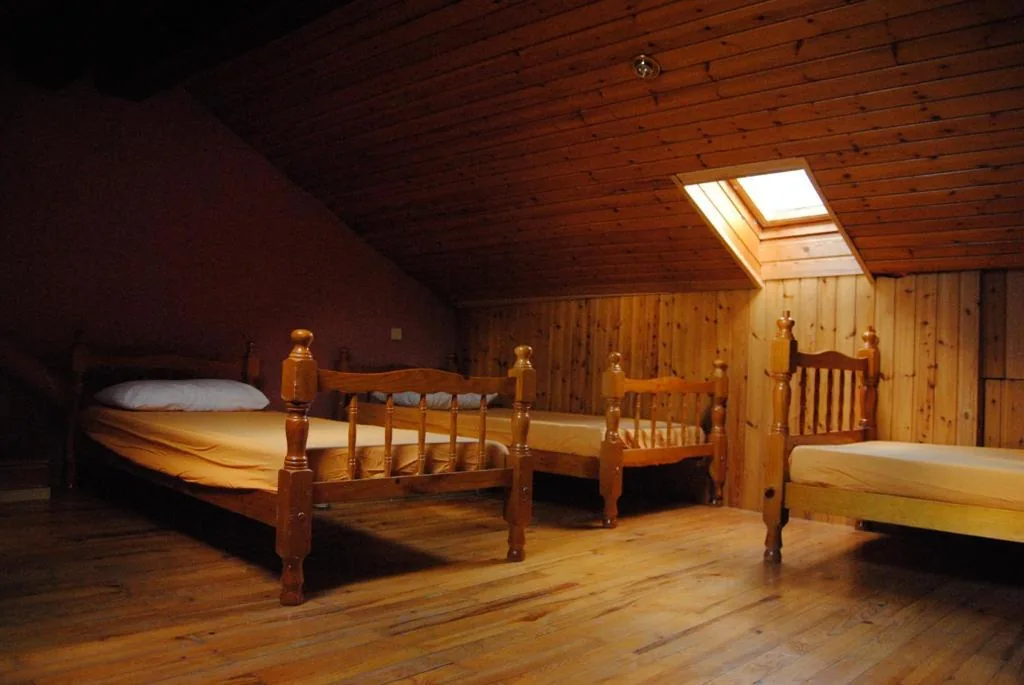 Camera quintupla (5 adulti) — Refugi Rural Vall de Siarb