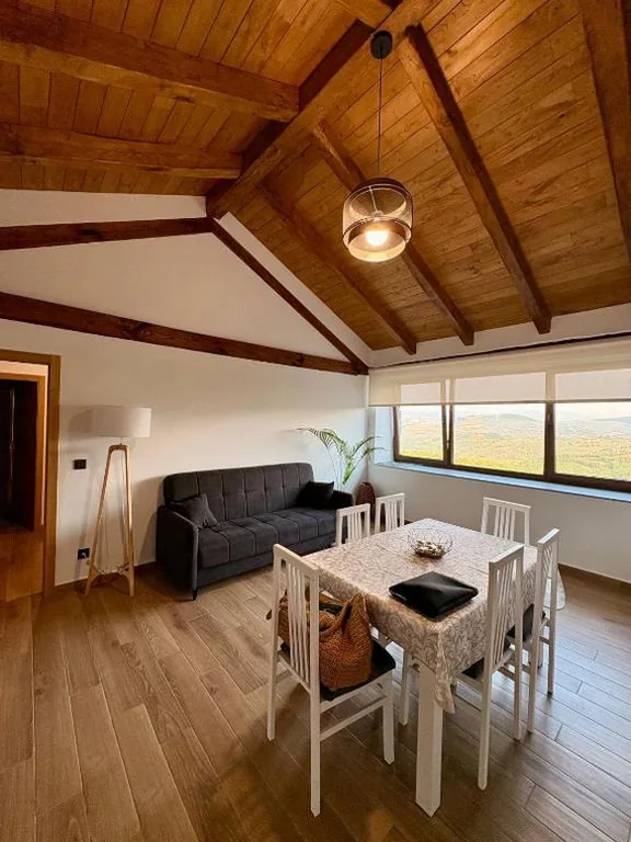 Estudio Estándar — Refuxio de Lamas