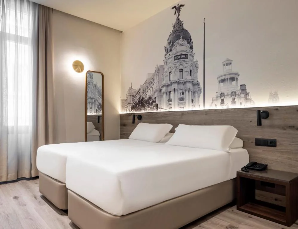 Chambre double - 1 ou 2 lits — Regente Hotel
