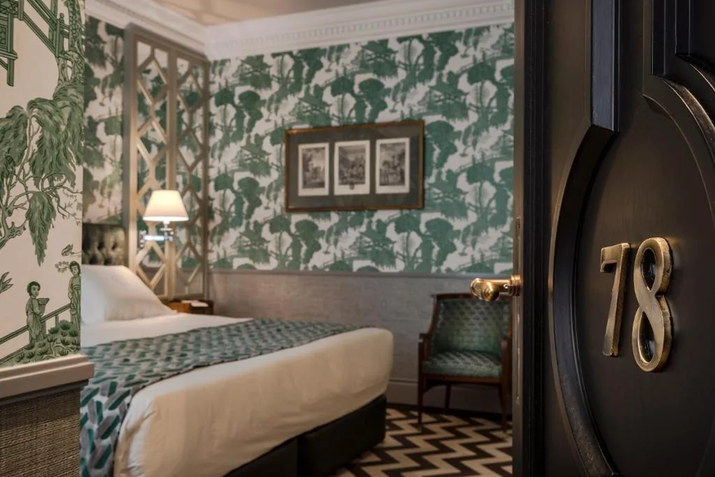 Habitación Doble Clásica Interior — Relais & Châteaux Heritage Hotel