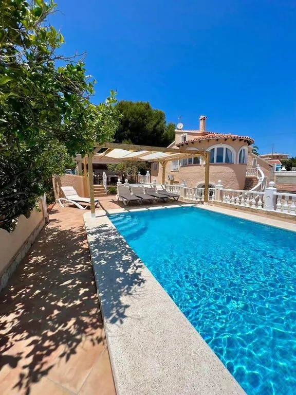ヴィラ — Relaxdiversión en Villa Piscina bbq y cocina ext