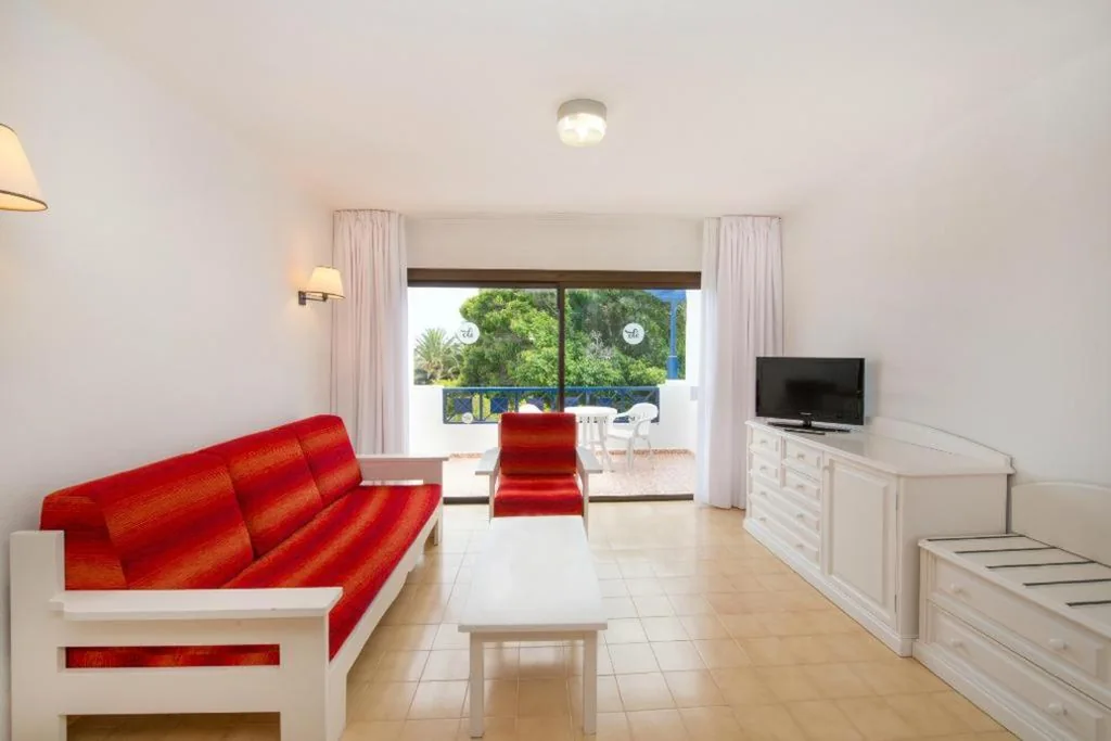Habitación Triple Básica — Relaxia Olivina