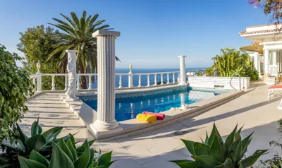 Relaxing villa Heated pool Luxurious views Massage — Foto 10