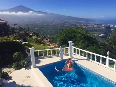 Relaxing villa Heated pool Luxurious views Massage — Foto 11
