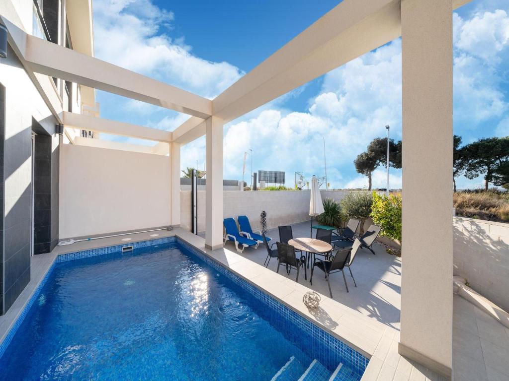 Relaxing Villa Near Carabassi