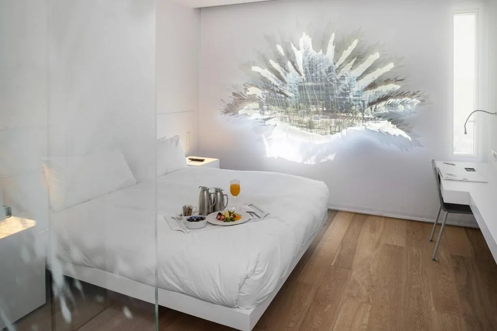 Deluxe双人房，特大双人床，城市景观 — Renaissance Barcelona Fira Hotel