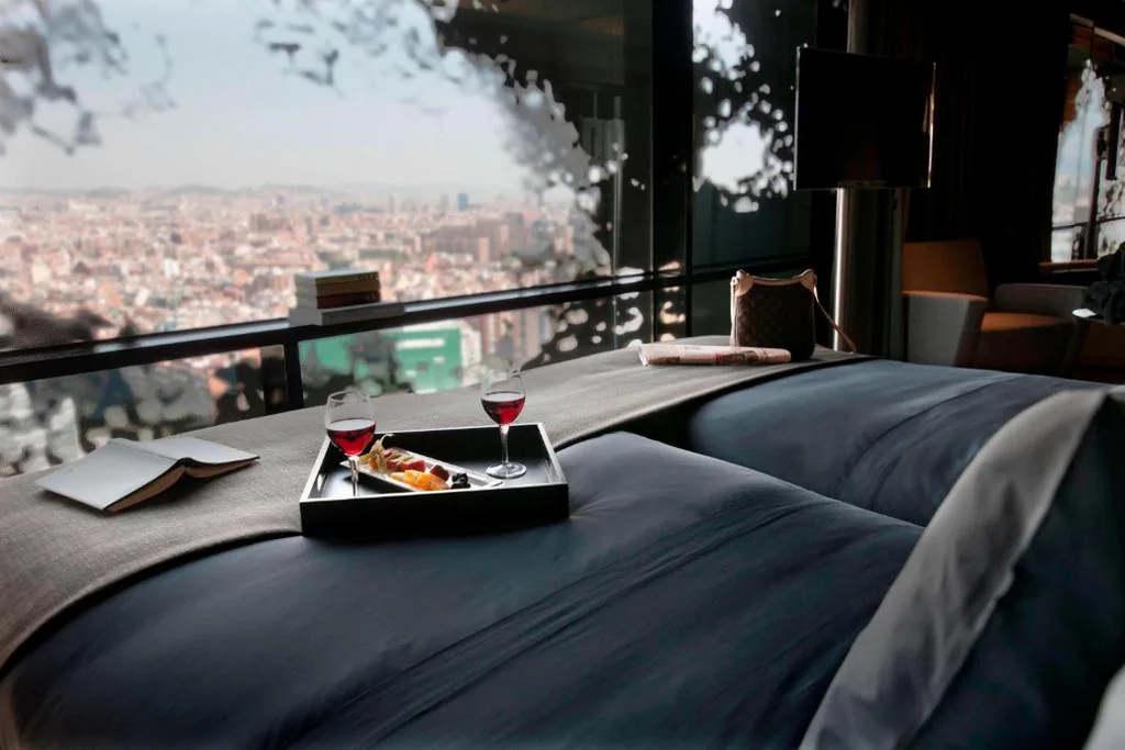 Junior Suite双人房，城市景观，2张床 — Renaissance Barcelona Fira Hotel