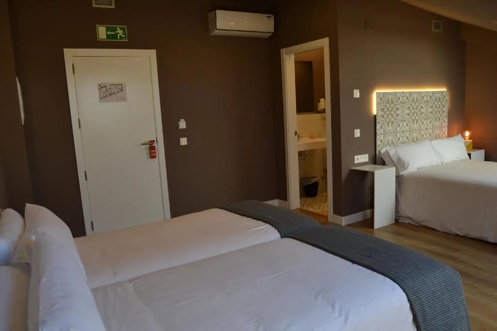 Standard-Vierbettzimmer — Rener Hotel Los Campones