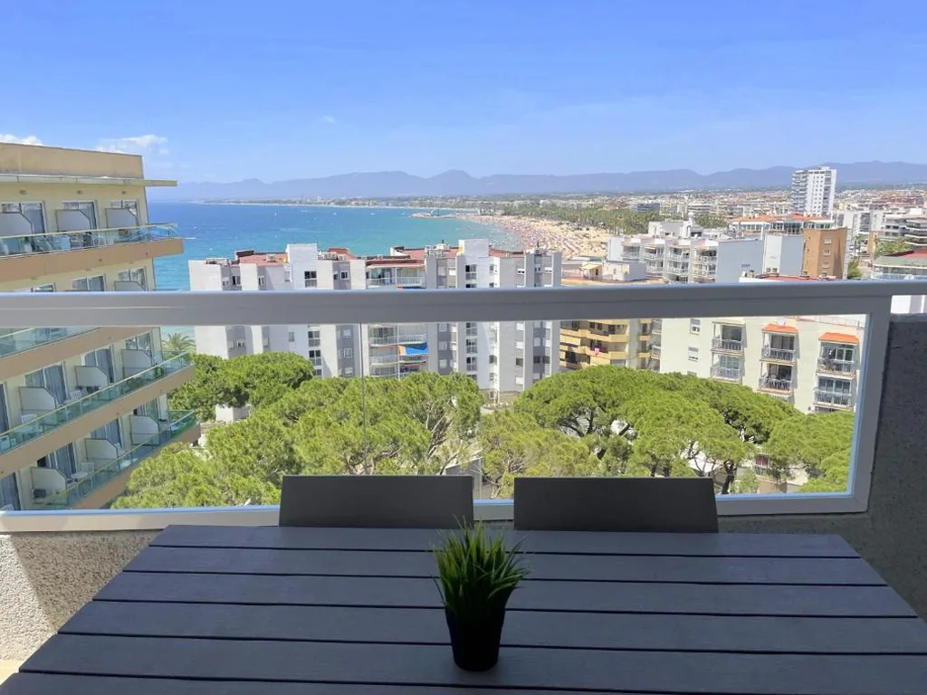 Apartamento com vista para o mar — Rentalmar Blue Beach & Pool