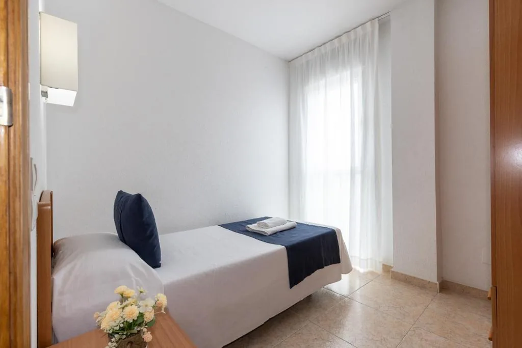 Appartement met 3 slaapkamers — Rentalmar Pineda Suites