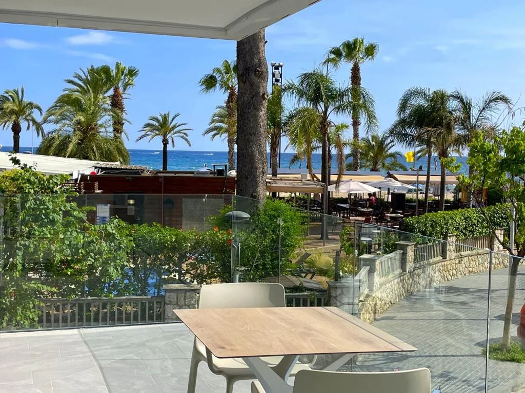 Apartment mit Meerblick — Rentalmar Suites Salou Families Only