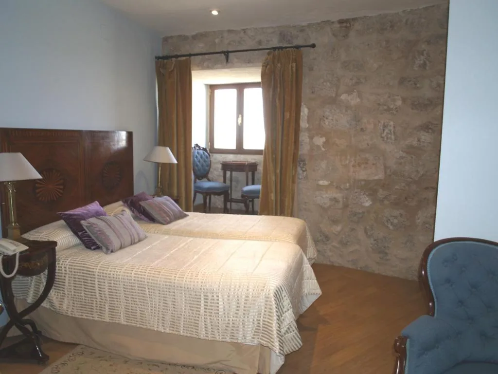 Chambre Double Supérieure - 2 lits — Residencia Real del Castillo de Curiel