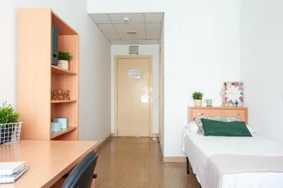 Residencia Universitaria Resa Sant Jordi — Foto 10